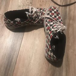 size 10 cherry vans 