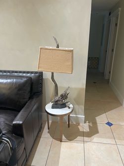 Rustic table lamp
