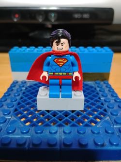 Lego superman minifig