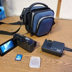 JVC GZ-MS230BU Everio Camcorder Complete Kit