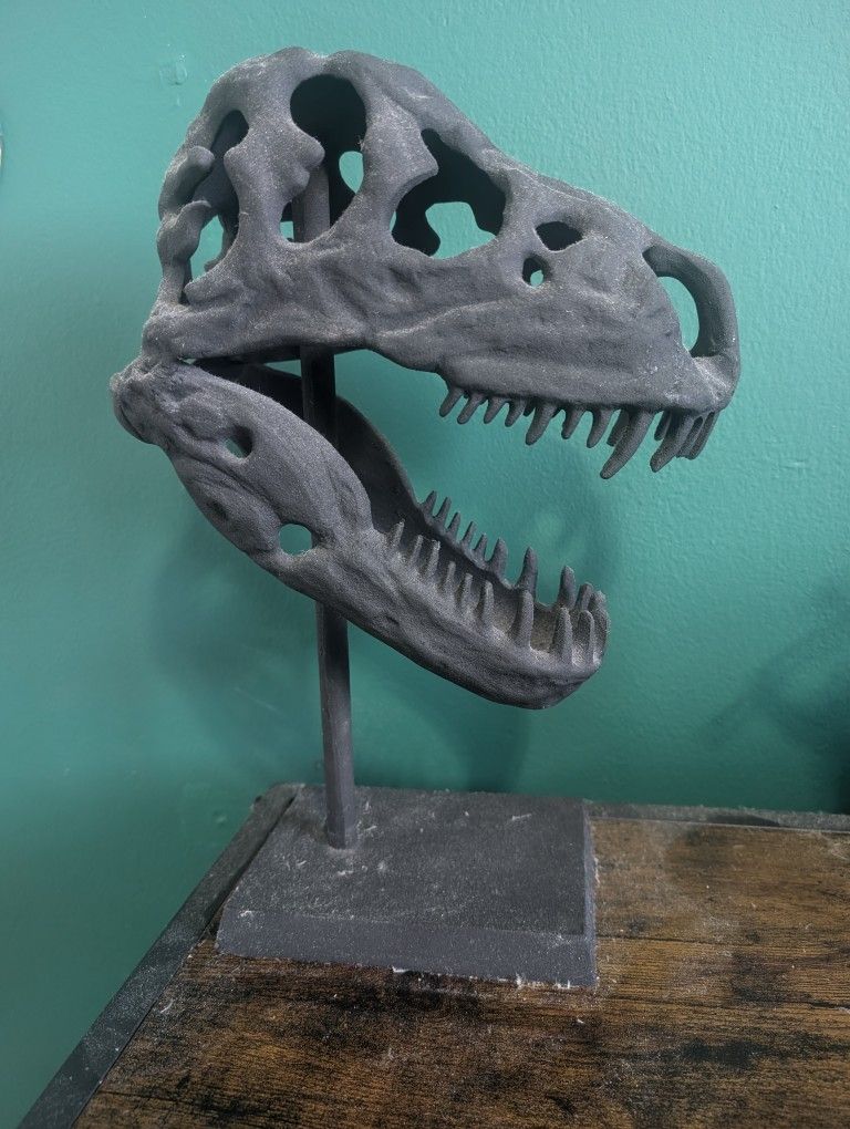 T-Rex Skull Statue