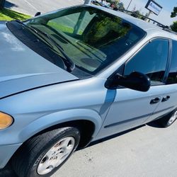 2003 Dodge Caravan/Grand Caravan