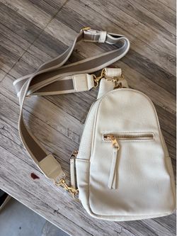 Cream and gold crossbody purse