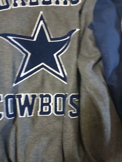Dallas cowboys XXL wool jacket 3 hats and 3 jerseys Dez Bryant XXL Williams XXL and Jones XLARGE