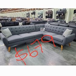 Mid Century Style Sectional Sofa With 2 Accent Pillows