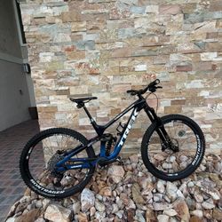 Carbon Fiber Trek Slash