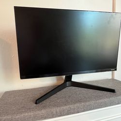 Samsung 24 in Screen - FT350 Series (like New)