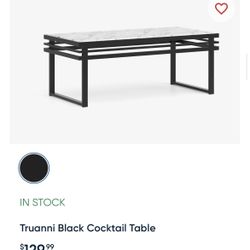 Rooms To Go Coffee & end Table Set