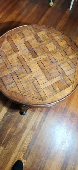 Antique BAKER FURNITURE COFFE TABLE