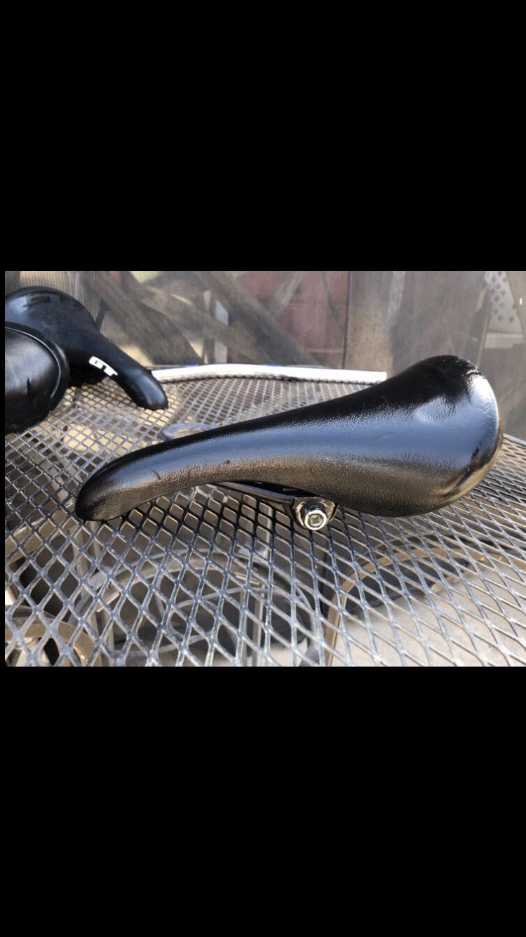 GT NOSE DROP SEAT OLD SCHOOL