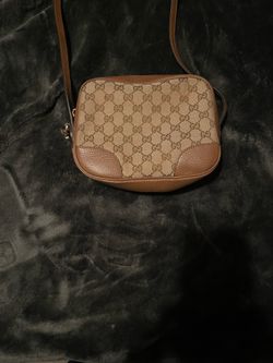 Gucci  gg supreme camera bag