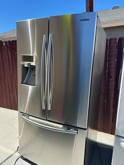 Samsung fridge works great