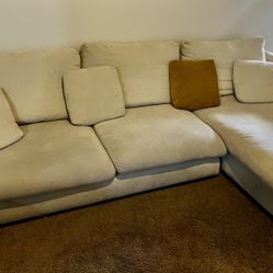 Valyou Feathers Sectional 
