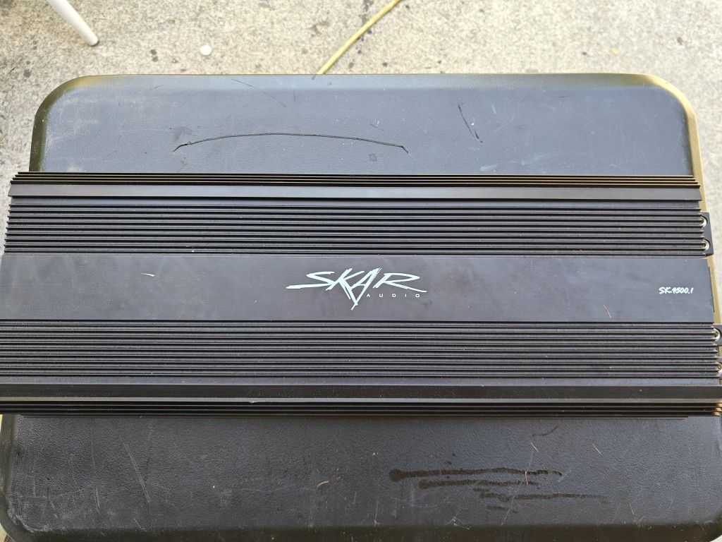 Skar Sk4500.1 Amp