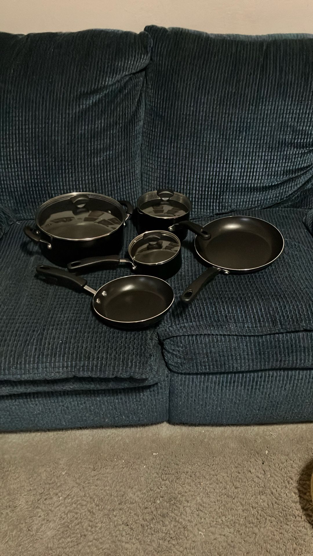 Farberware 8 Piece Pot And Pans Set