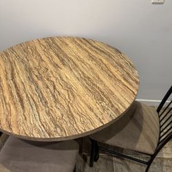 Kitchen Table/4 Chairs