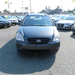 2008 KIA Rondo