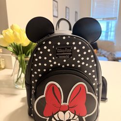 Loungefly Minnie Mouse Bag