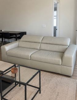 Modani Leather Sleeper Sofa / Sofa Bed / Tables & Rug bundle – $499
