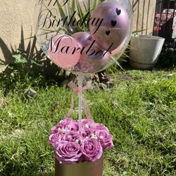 Flower Arrangements / Arreglos De Flores