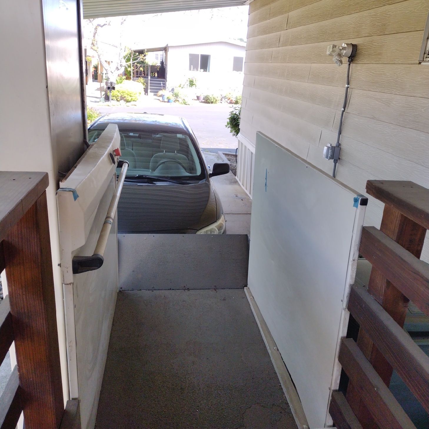 Residential Vertical Platform Lifts