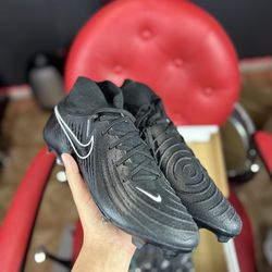 Nike Phantoms Soccer Cleats Elites