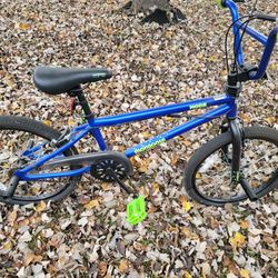 Mongoose kids' bike