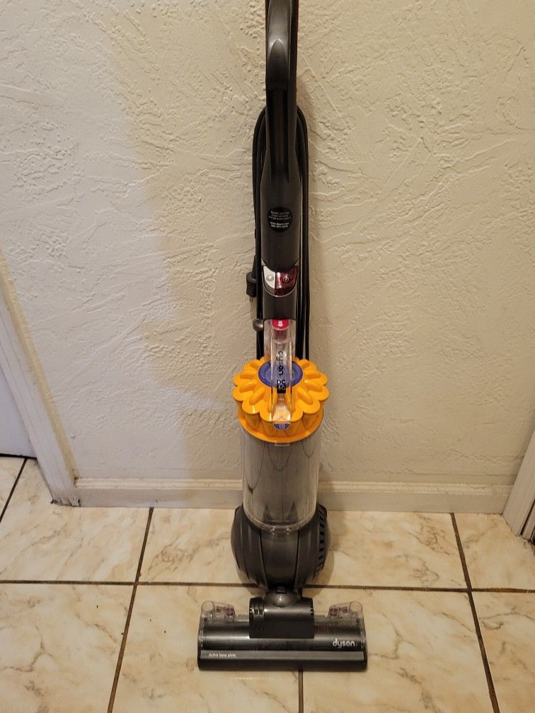 Dyson Vacuum Cleaner