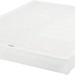 Pre-owned FREE Queen Box Spring (NE Seattle) 