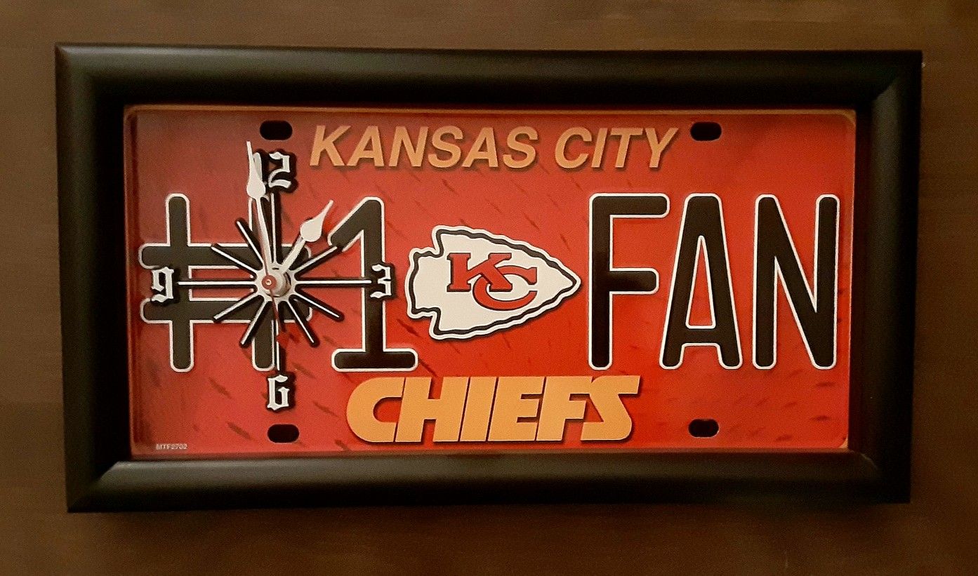 Kansas City Chiefs #1 Fan Memorabilia Clock