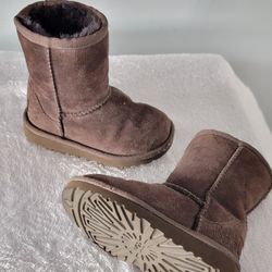 New UGG Brown Boots Kids Toddler Size 8
