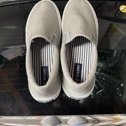 Men’s Perry Size 13 Grey Slip On
