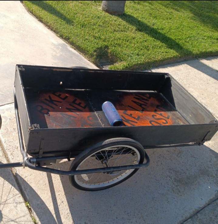 Bicycle Trailer for Sale in Murrieta, CA OfferUp