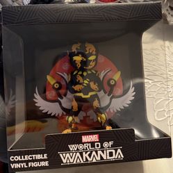 Disney Parks Marvel World of Wakanda Collectible Vinyl Figure New With Box