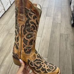 women’s western boots