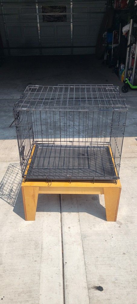 Dog crate