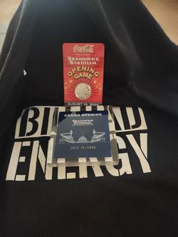 Seahawks Stadium Opener Coin And Grand Opening Plaque