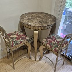 Dining Table.  Kitchen Table