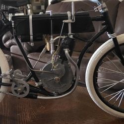 Harley Davidson  Replica Of 1ST Production BIKE