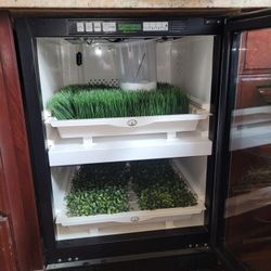 Urban Cultivator Residential Edition