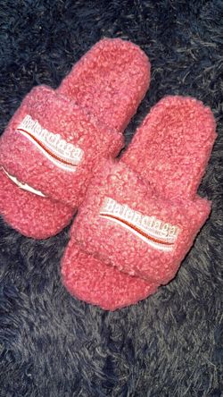 Balenciaga Slides