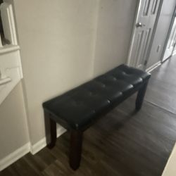 2 Stools