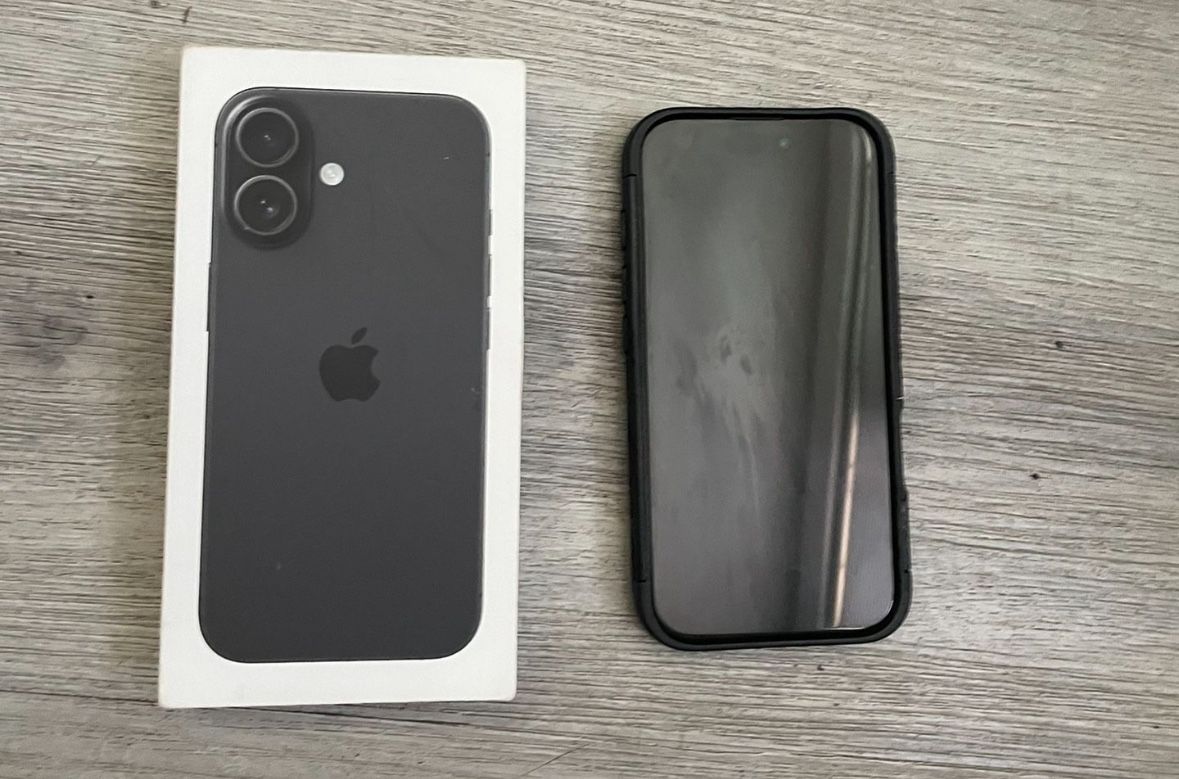 iPhone 16