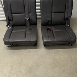 GM SUV Third Row Seats In Excellent Condition 2007-2014