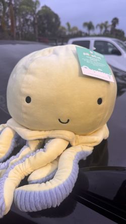 weighted jellyfish plushie