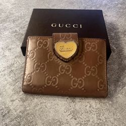 Gucci Wallet Bifold Purse Heart Guccissima Leather Champagne Gold Vintage