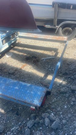 Canoe trailer Canoe trailer