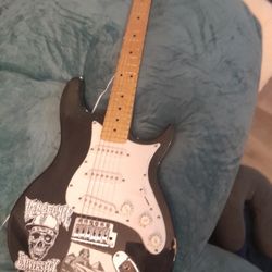 BEHRINGER Electric Guitar