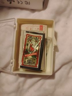 Vintage sewing mending kit