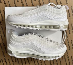 NIKE Air Max 97 'White/Metalic Silver/Sneakers Size Women’s 7